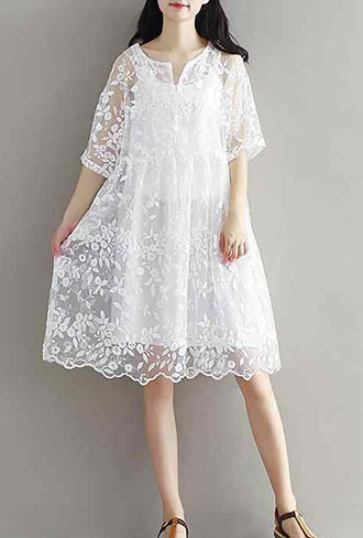 белое кружевное платье